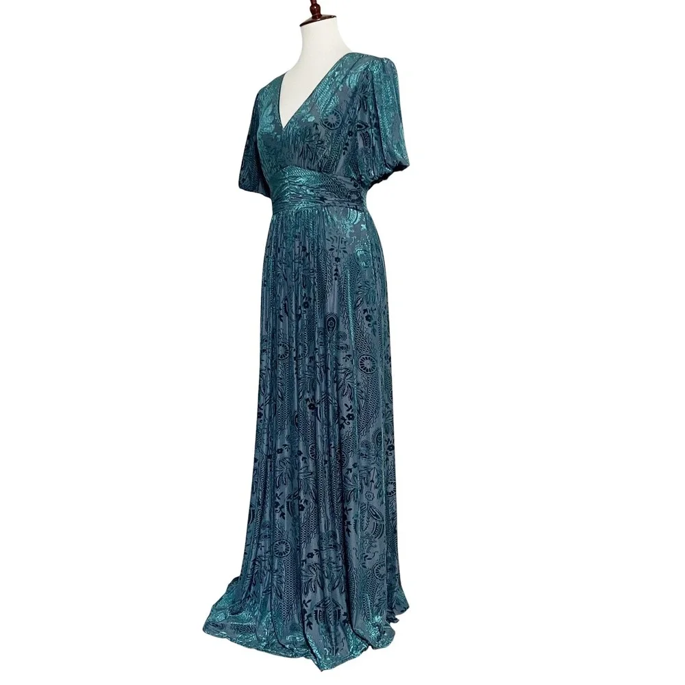 Baltic Born Women's Leslie Velvet Maxi Dress Size‎ Large